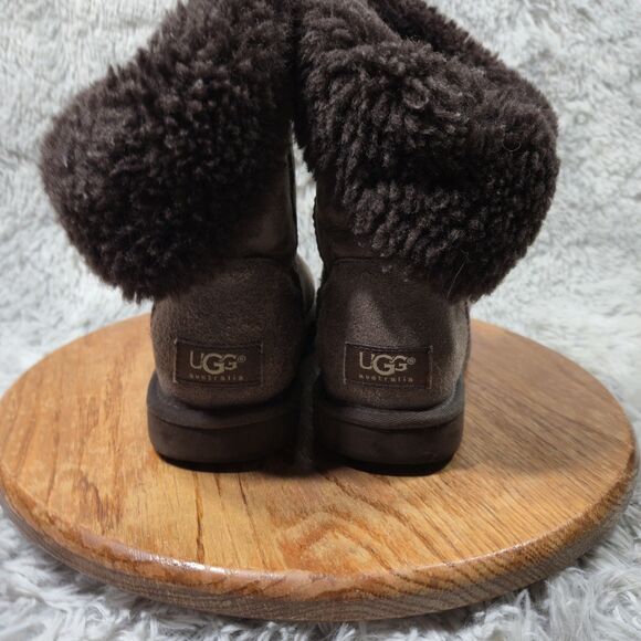 Ugg Bailey Womens Size 7 Brown Leather Sheepskin Button Round Toe Winter Boots - Picture 3 of 12